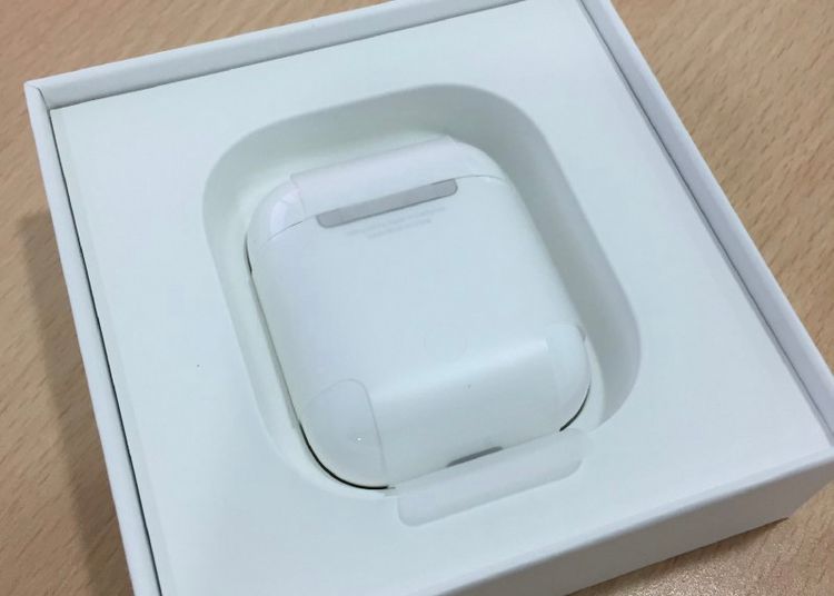 Review: AirPods, and liberation